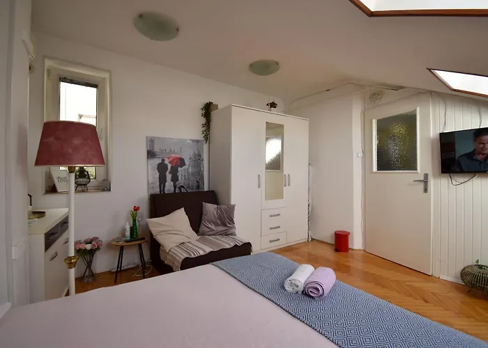 Apartment Zira