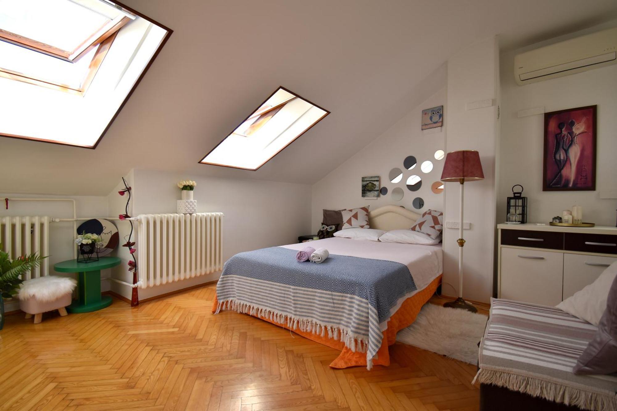 Zira Apartment