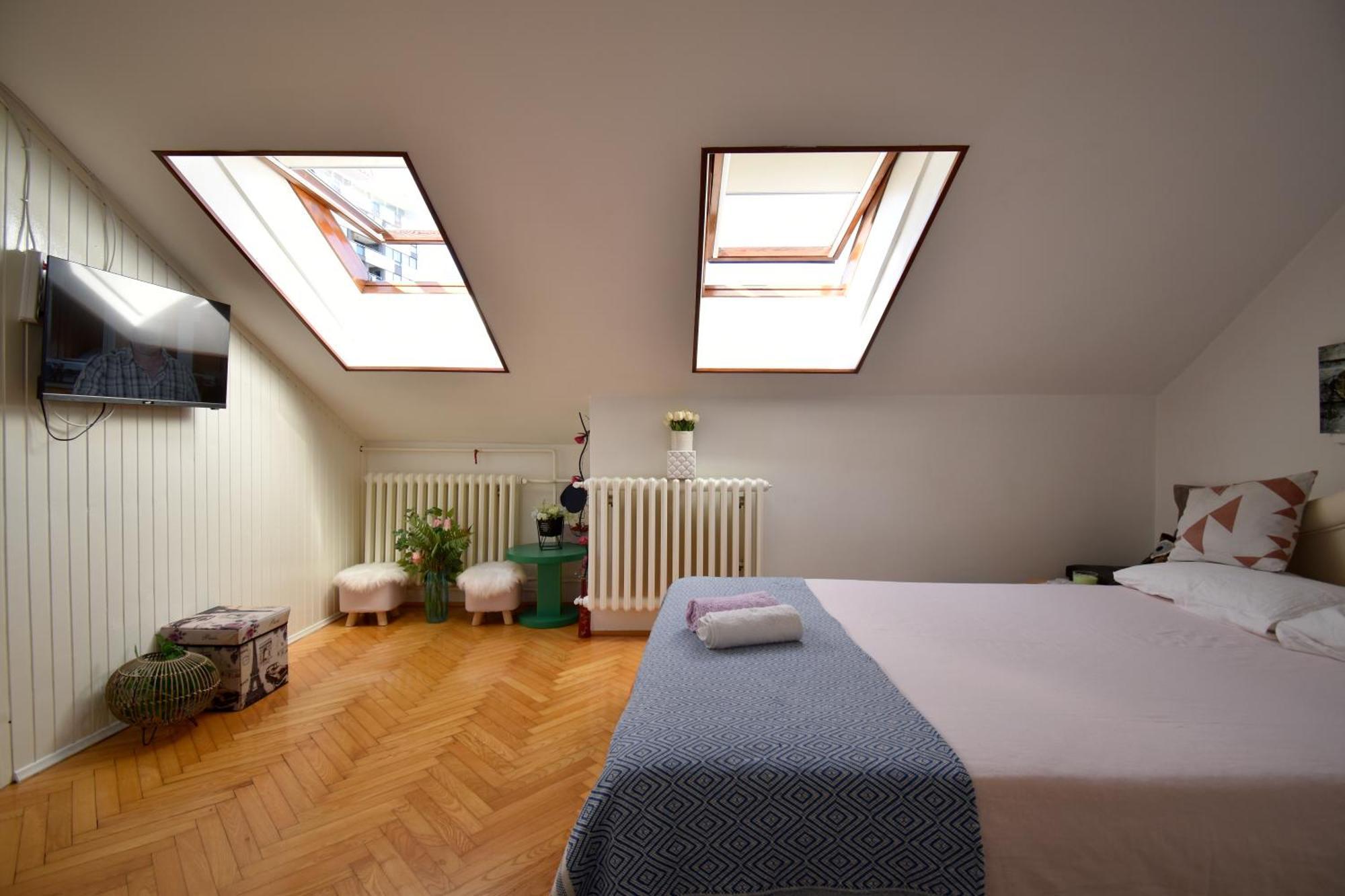 Zira Apartment